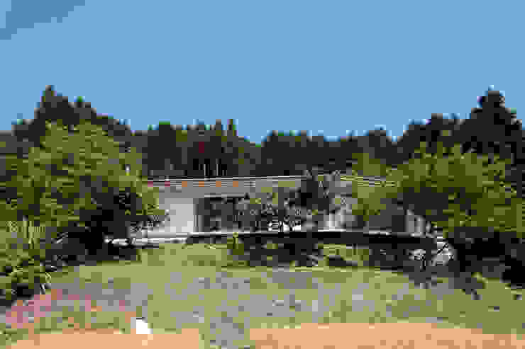 長谷雄聖建築設計事務所 Modern Houses
