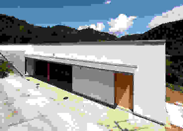 長谷雄聖建築設計事務所 Modern Houses