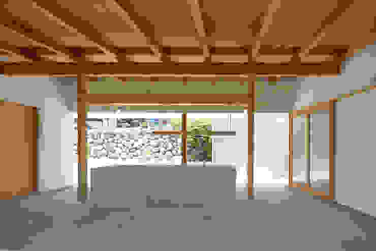 長谷雄聖建築設計事務所 Modern Kitchen