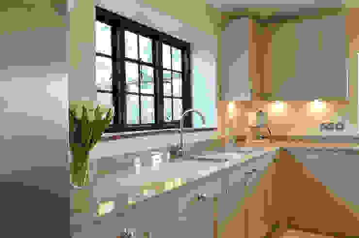 Property Renovation Hartley Quinn WIlson Limited Dapur Klasik