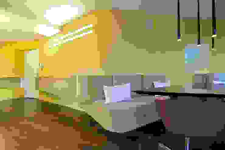 sitzbank als bewegung in der welle 3rdskin architecture gmbh Ausgefallene Esszimmer