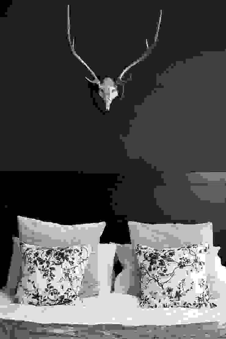 Queens Park House por Honeybee Interiors Moderno