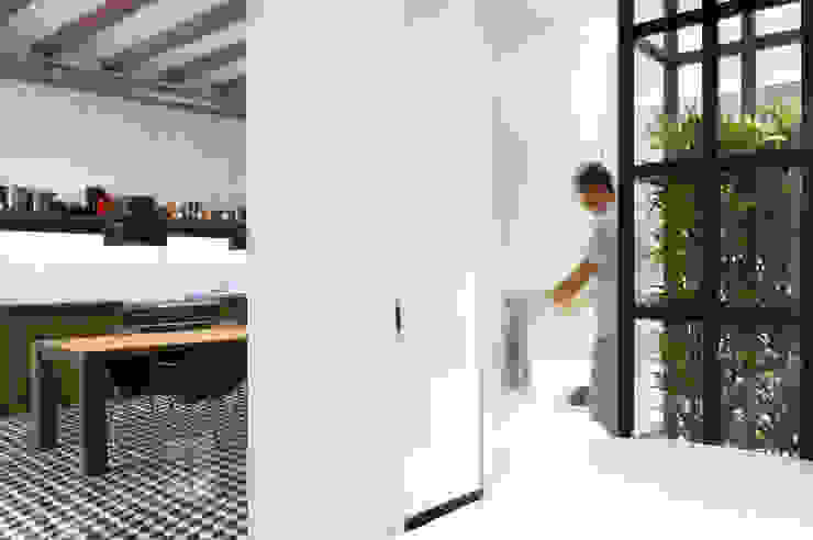 Egue y Seta Śródziemnomorskie okna i drzwi