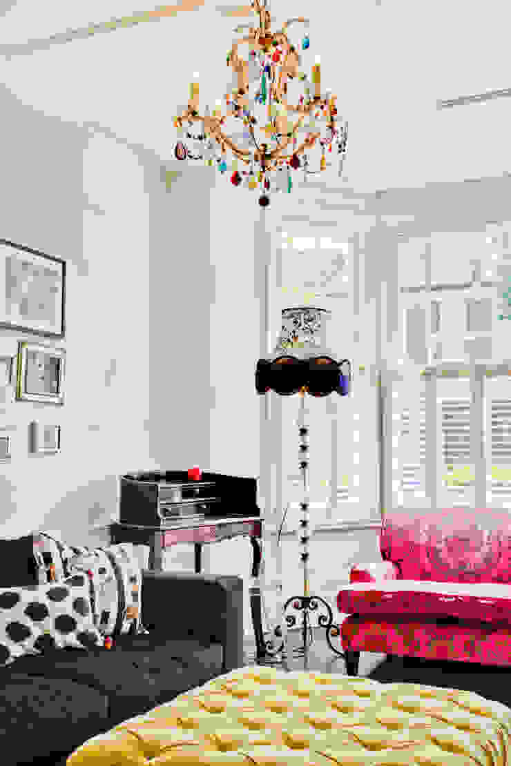 Queens Park House Salas de estar ecléticas por Honeybee Interiors Eclético