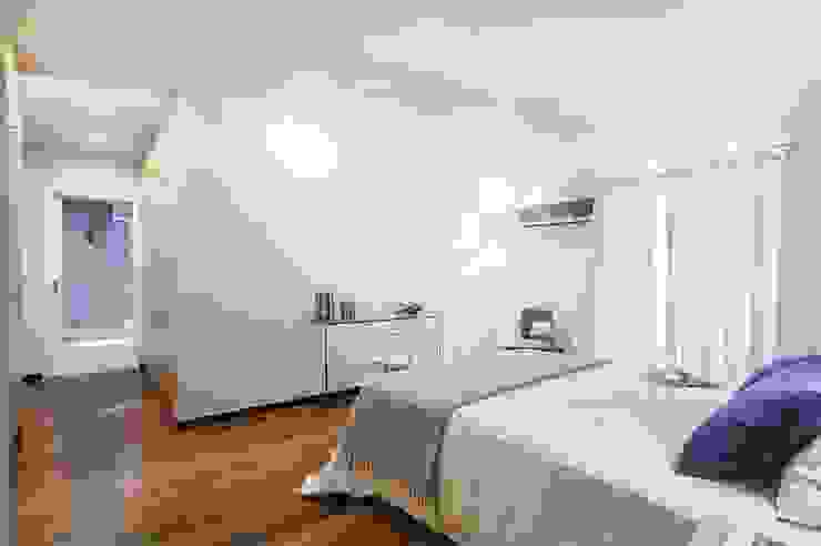 Modern style bedroom by Ana Rita Soares- Design de Interiores Modern