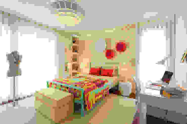 Girly Room, Ana Rita Soares- Design de Interiores Ana Rita Soares- Design de Interiores Modern style bedroom