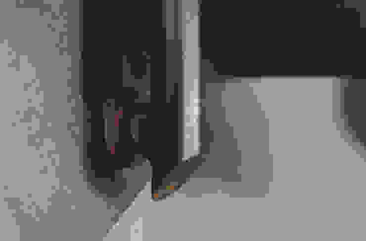 supercake Modern corridor, hallway & stairs