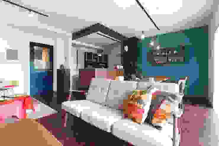 ユカMANIAのリノベーション, nuリノベーション nuリノベーション Living roomSofas & armchairs