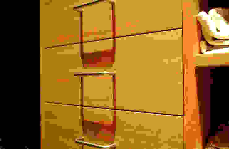 Drawer Detail Martin Greshoff Furniture Dressing roomStorage