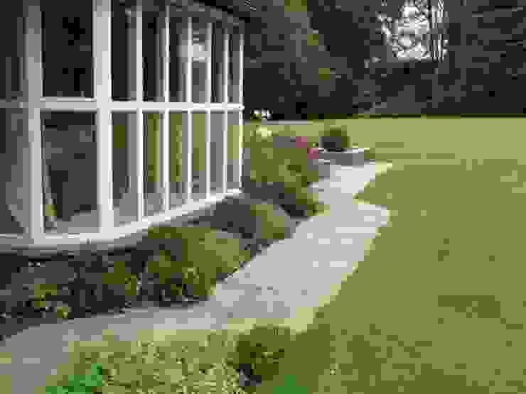 Country Family Garden With Oriental Water Garden Cherry Mills Garden Design Giardino rurale