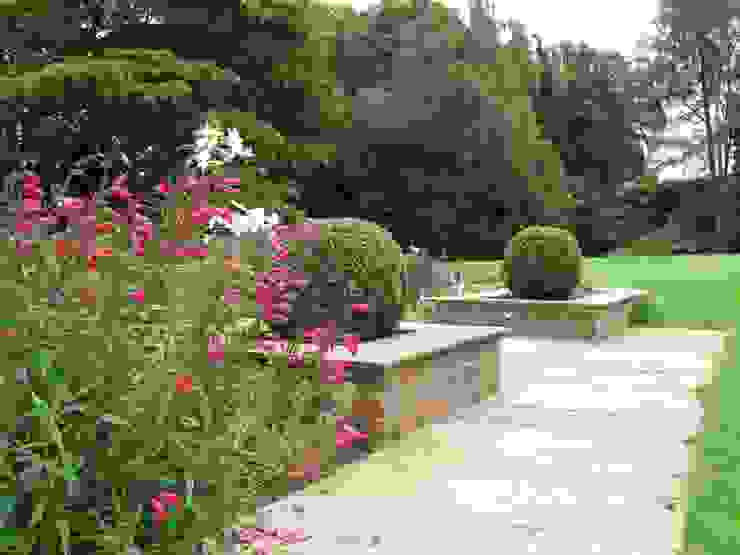 Country Family Garden With Oriental Water Garden Cherry Mills Garden Design Giardino rurale