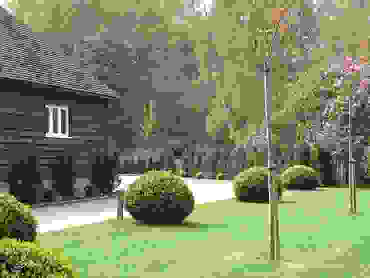 Country Family Garden With Oriental Water Garden Cherry Mills Garden Design Giardino rurale