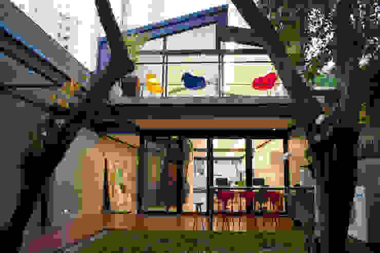 MM18 Arquitetura Offices & stores