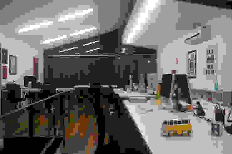 MM18 Arquitetura Offices & stores