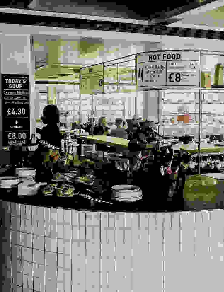 Barbican Foodhall - Signage helen hughes design studio ltd Gastronomi Gaya Industrial