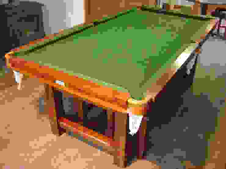 7 ft Lindo Convertible Diner suitable for snooker or pool. HAMILTON BILLIARDS & GAMES CO LTD EsszimmerTische