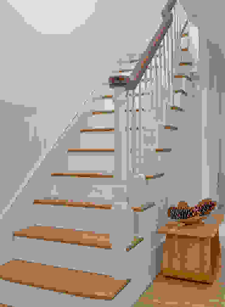 Brooklyn Heights Addition Ben Herzog Architect 식민지스타일 복도, 현관 & 계단