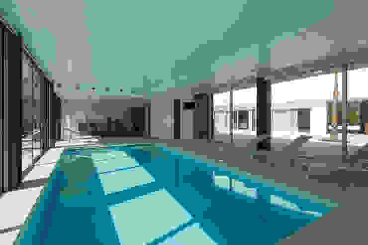 by Atelier d'Arquitetura Lopes da Costa Modern