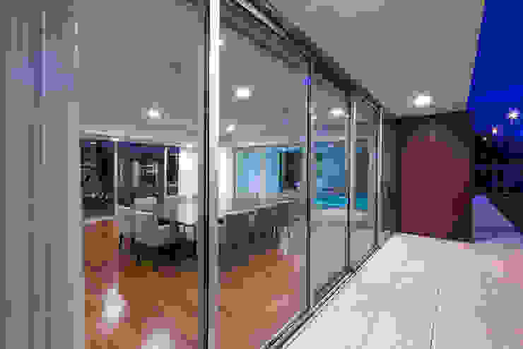 Modern houses by Atelier d'Arquitetura Lopes da Costa Modern