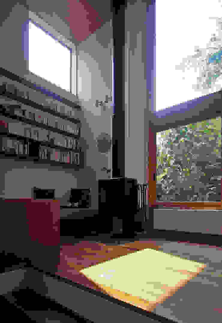 森を臨むコートハウス Homify