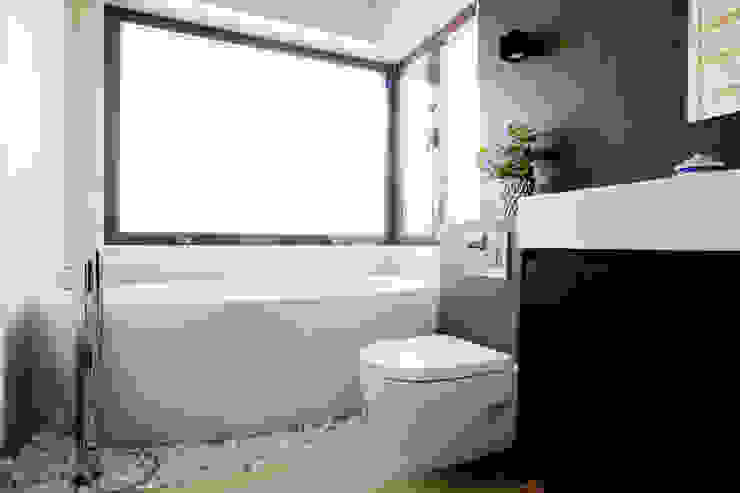 Interiores - La Berzosa, IPUNTO INTERIORISMO IPUNTO INTERIORISMO Rustic style bathroom