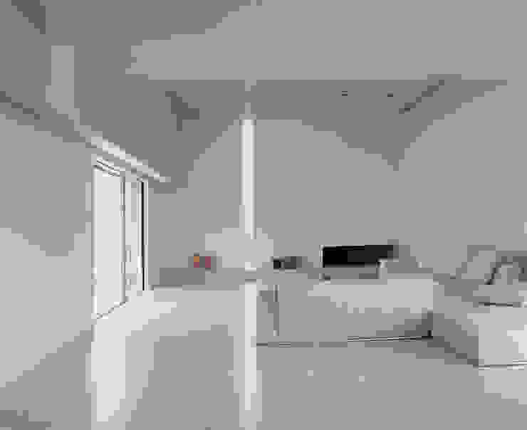 STUDIO LONGHEU Living room