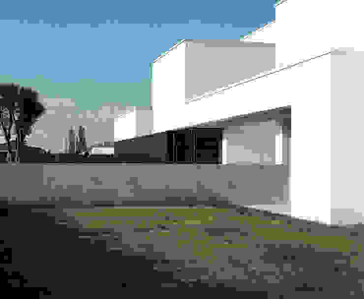 STUDIO LONGHEU Minimalist house