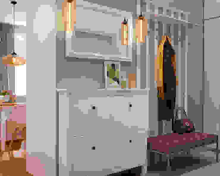Мария Трифанова Scandinavian style corridor, hallway& stairs