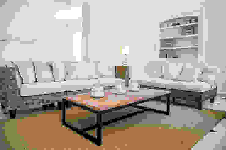 living room - AFTER Staging Factory