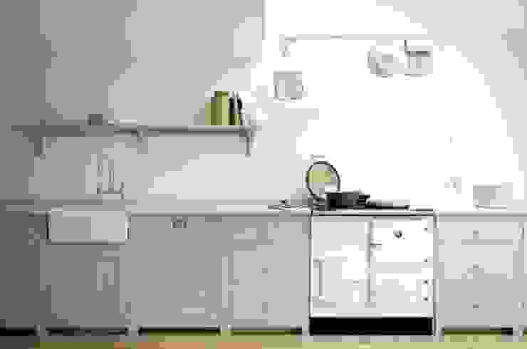 The Kew Shaker Kitchen by deVOL deVOL Kitchens Cuisine scandinave