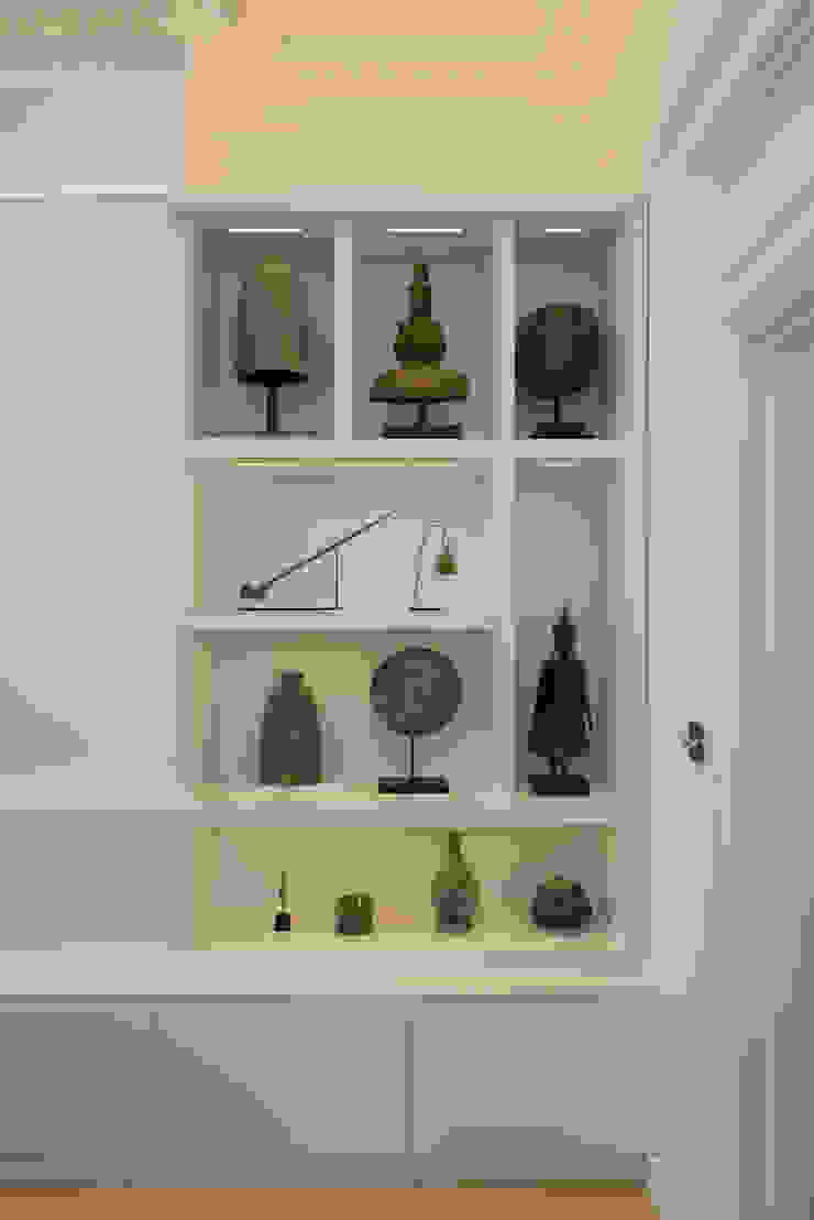 Living room feature wall DDWH Architects Modern Living Room