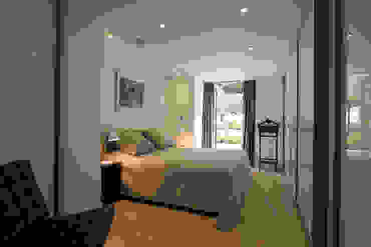Bedroom DDWH Architects Modern Bedroom