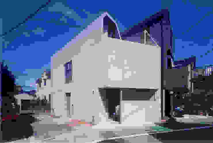 わずか12坪の敷地に建つコンクリートの家 Homify わずか12坪の敷地に建つコンクリートの家 Homify