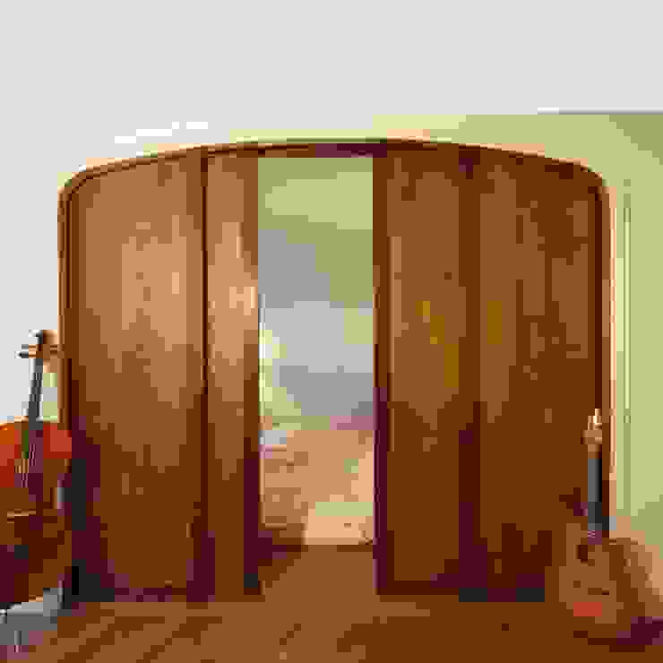 Custom made doors, Matahati Matahati Rustikale Schlafzimmer