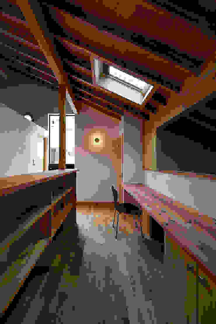 1級建築士事務所 アトリエ フーガ Studio in stile scandinavo