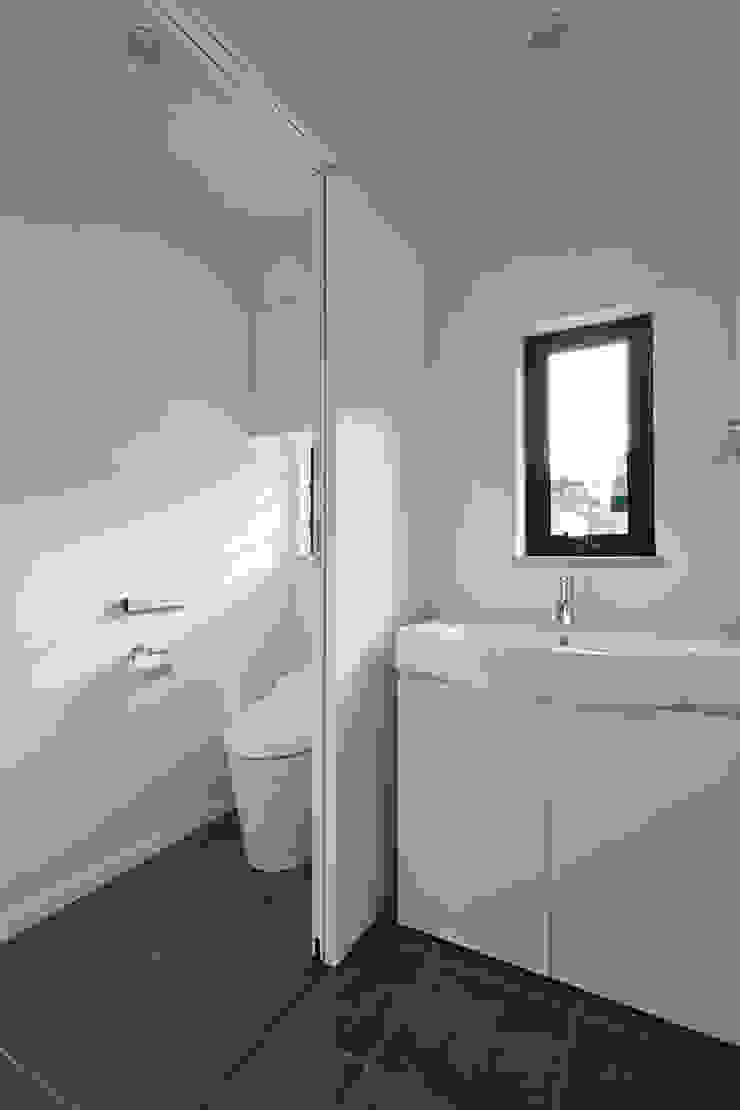 1級建築士事務所 アトリエ フーガ Bagno in stile scandinavo