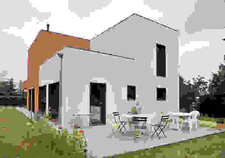Maison ossature bois à lentilly, Empreinte Constructions bois Empreinte Constructions bois Maisons modernes Ciel,Plante,Immeuble,Biens,Nuage,Meubles,Fenêtre,Table,Arbre,Terrain