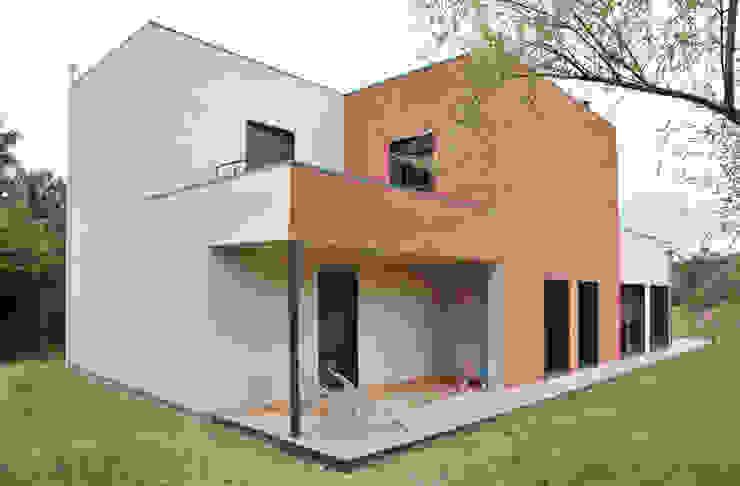 Maison ossature bois à lentilly, Empreinte Constructions bois Empreinte Constructions bois Maisons modernes