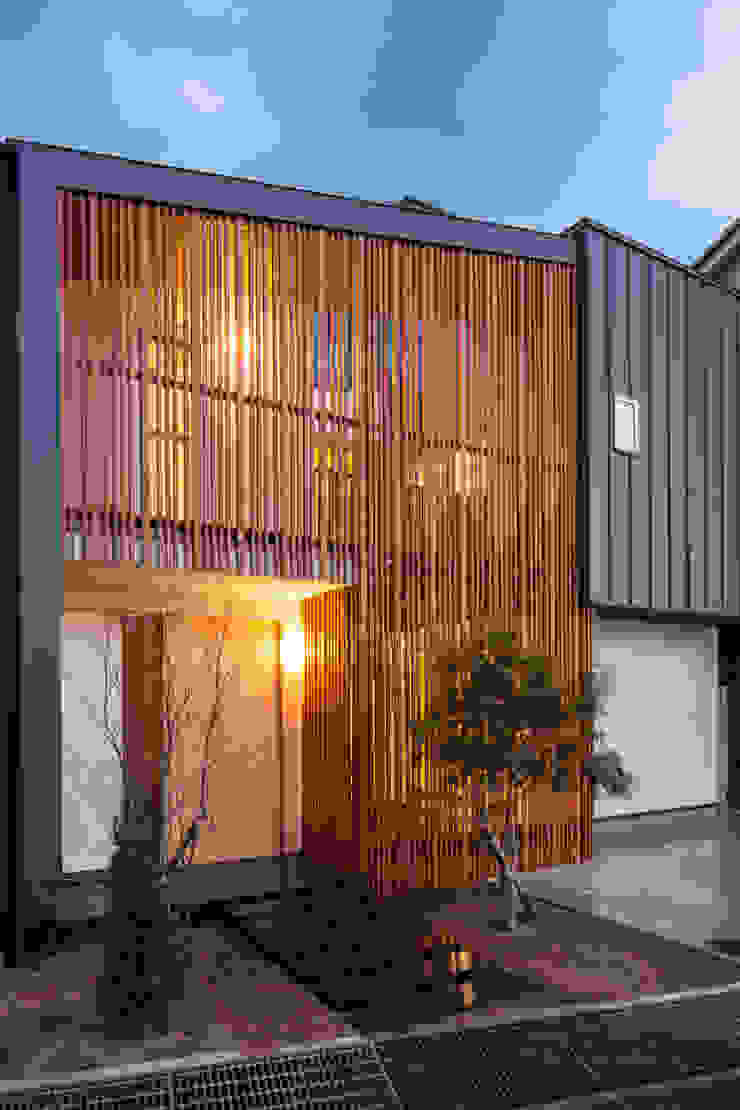 Modern houses by 神谷徹建築設計事務所 Modern