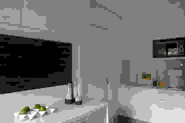 Cozinha 03 por Lembi Arquitetura