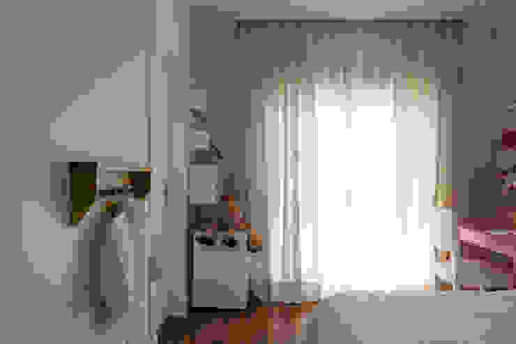 Quarto Olivia 04 por Lembi Arquitetura