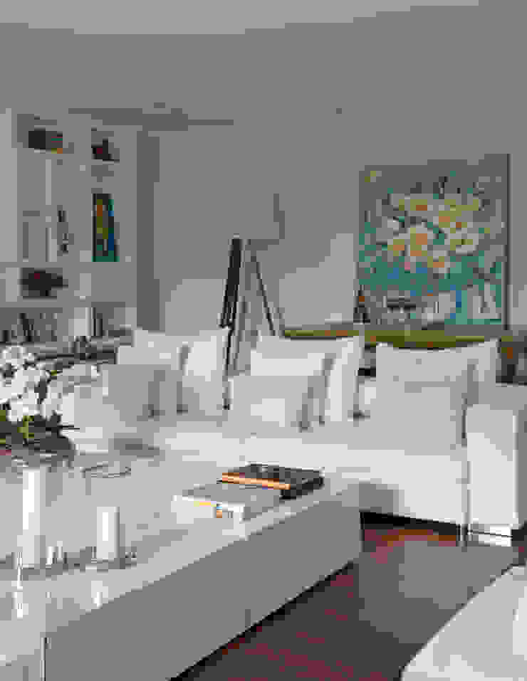 Sala de estar 02 por Lembi Arquitetura