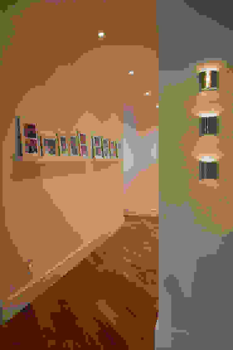 Corredor por Lembi Arquitetura