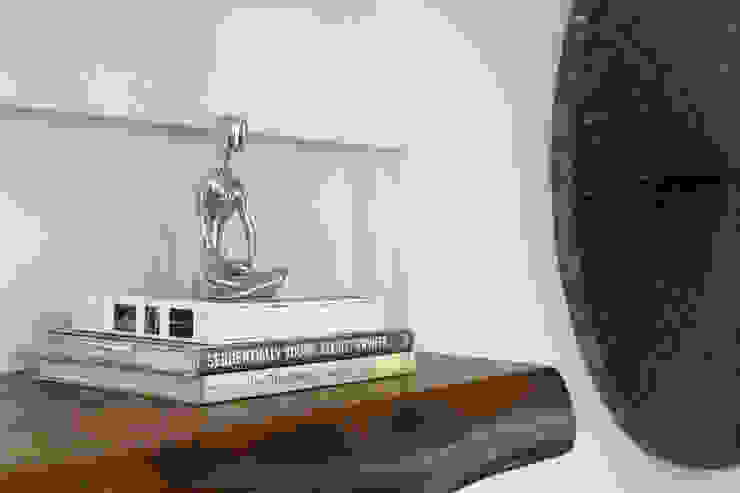 Vestíbulo_ Detalhe por Lembi Arquitetura