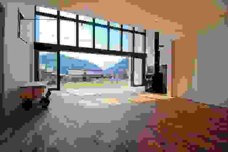 株式会社PLUS CASA Nowoczesny salon