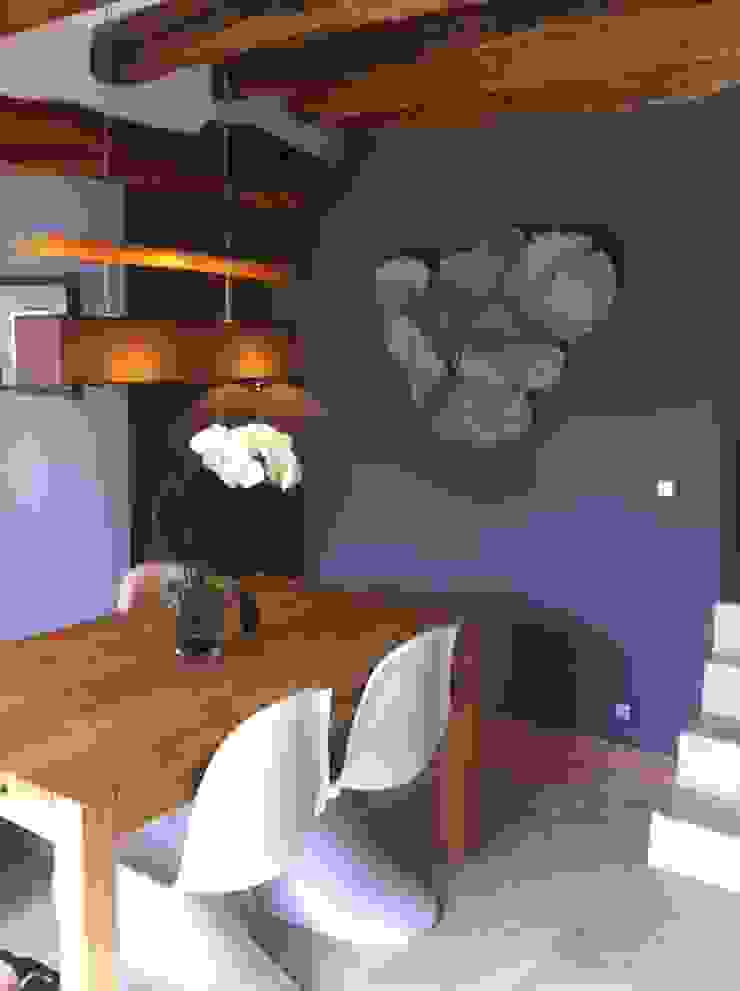 Salle A Manger Dans Une Ancienne Longere Von At Ome Homify