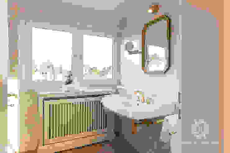 Home Staging Sylt GmbH Classic style bathroom