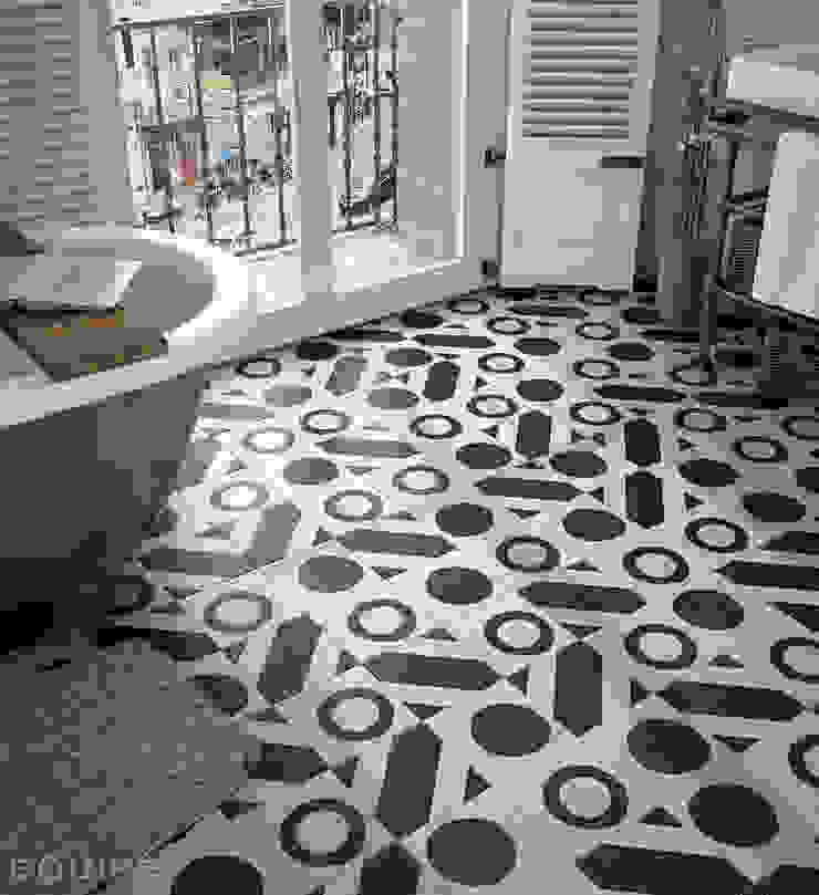 Caprice DECO Balance B&W 20x20 Baños eclécticos de Equipe Ceramicas Ecléctico
