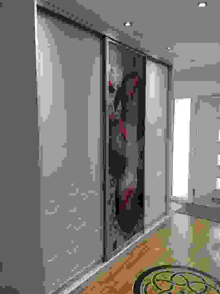 Modern Sliding Door Wardrobe In Hallway Von Sliding