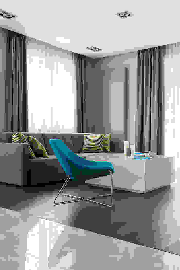 Kolorowy minimalizm Pracownia Projektowa Poco Design Minimalistyczny salon
